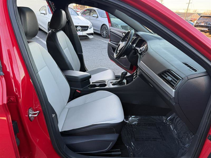 Used 2021 Volkswagen Jetta R-Line image 13