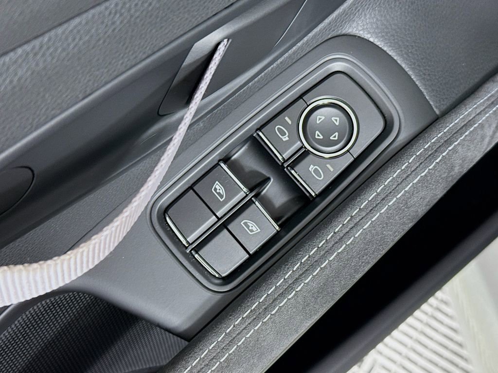 Used 2020 Porsche 718 Cayman GT4 image 16