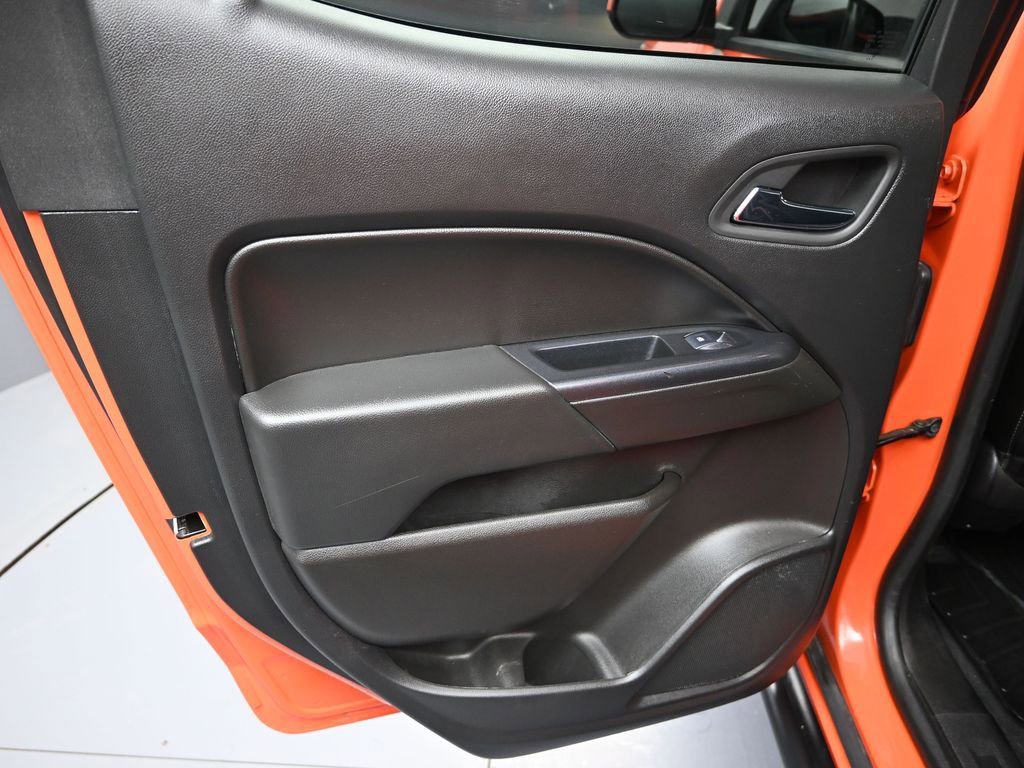 Used 2019 Chevrolet Colorado ZR2 image 31