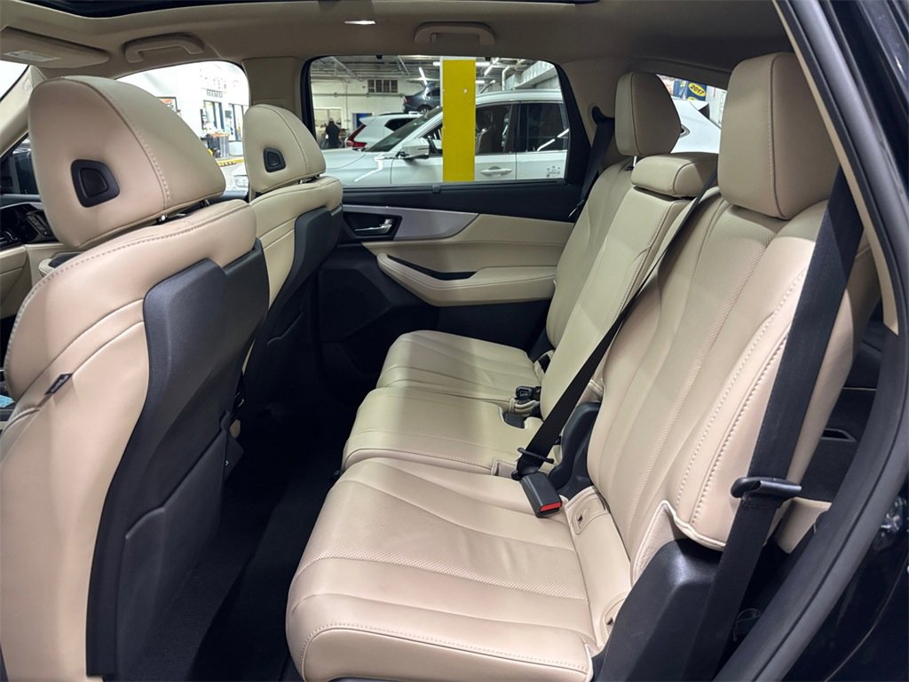 Certified 2023 Acura MDX SH-AWD w/ Technology Package image 14