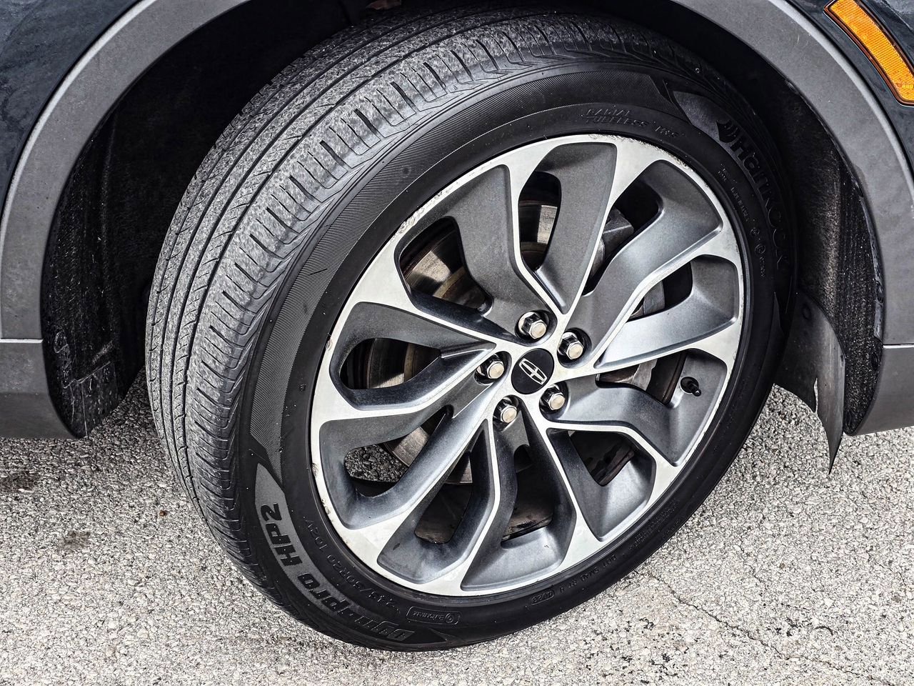 Used 2022 Lincoln Nautilus Reserve w/ Equipment Group 201A image 8