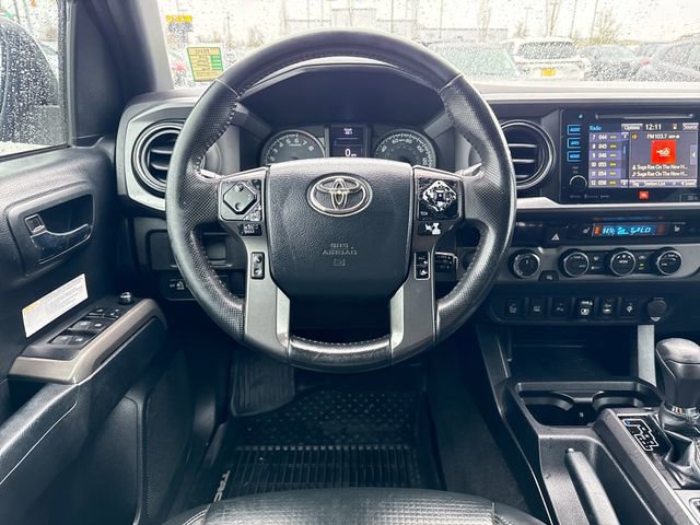 Used 2018 Toyota Tacoma TRD Off-Road image 19