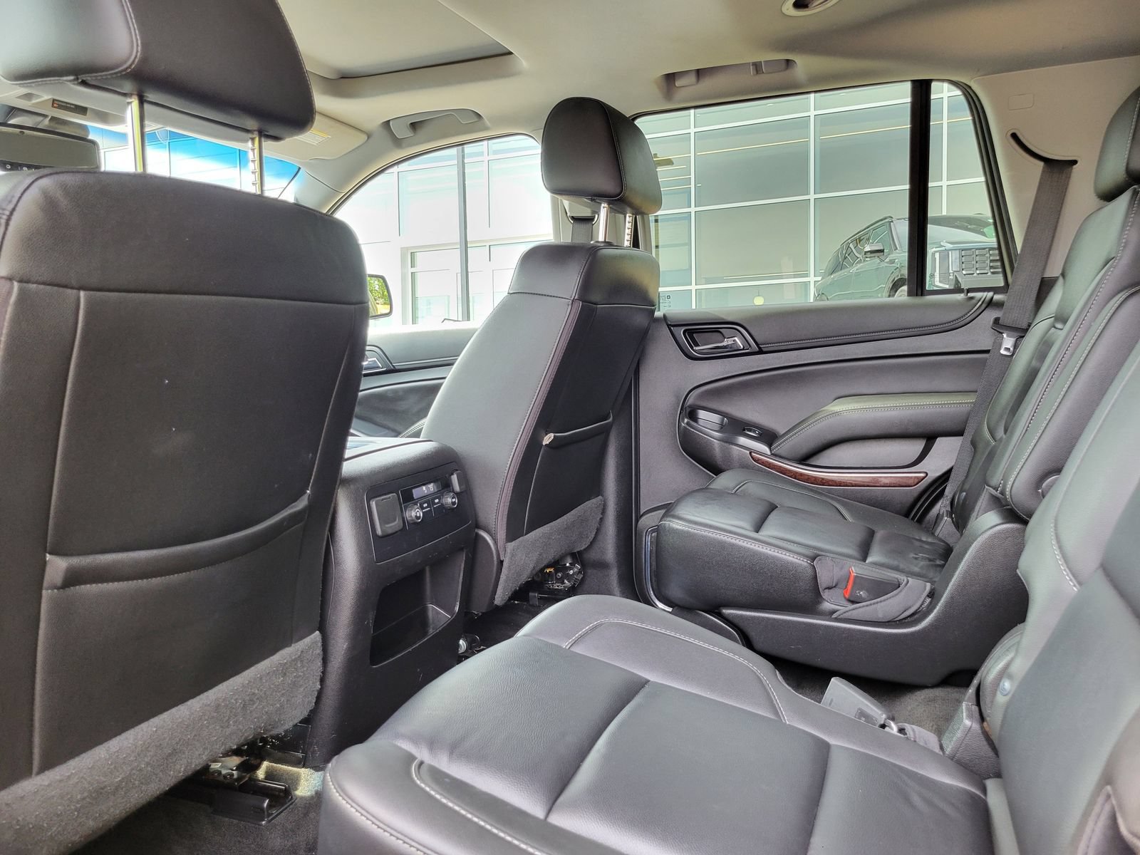 Used 2018 GMC Yukon SLT AWD/4WD image 21