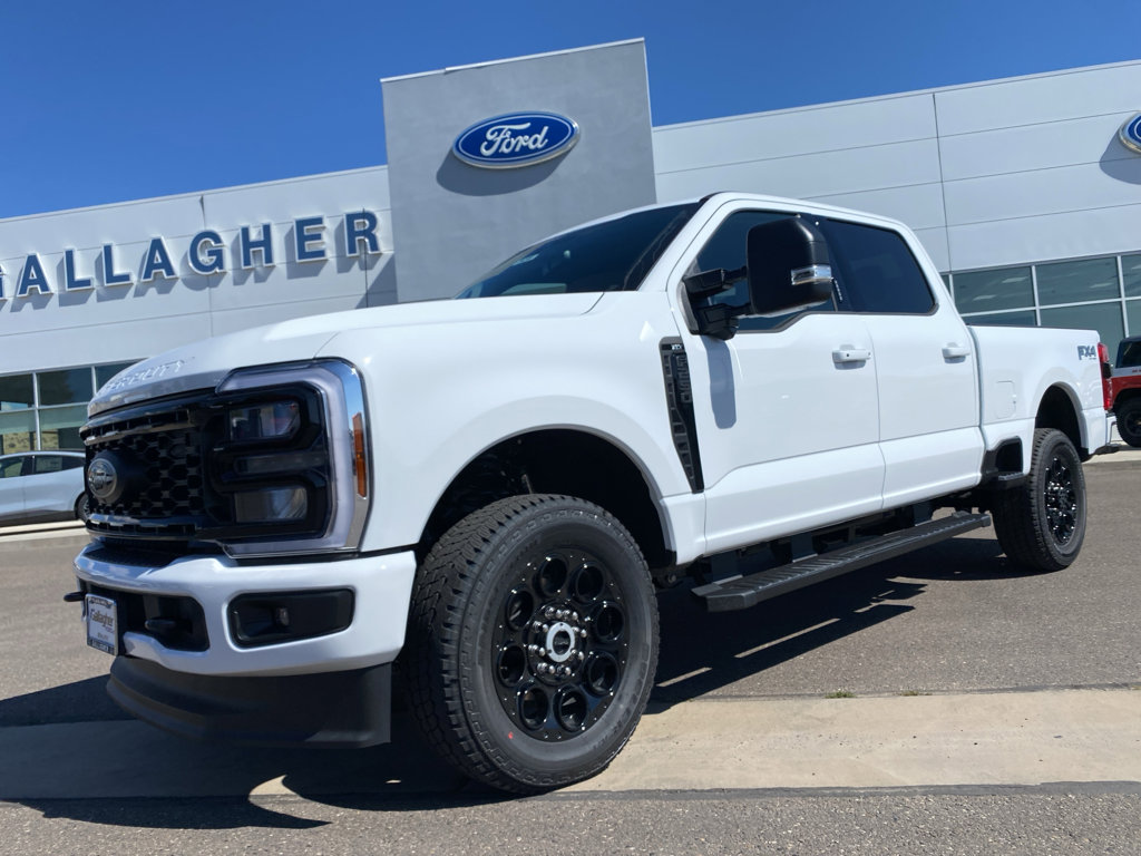 New 2026 Ford F250 4x4 Crew Cab Super Duty image 1