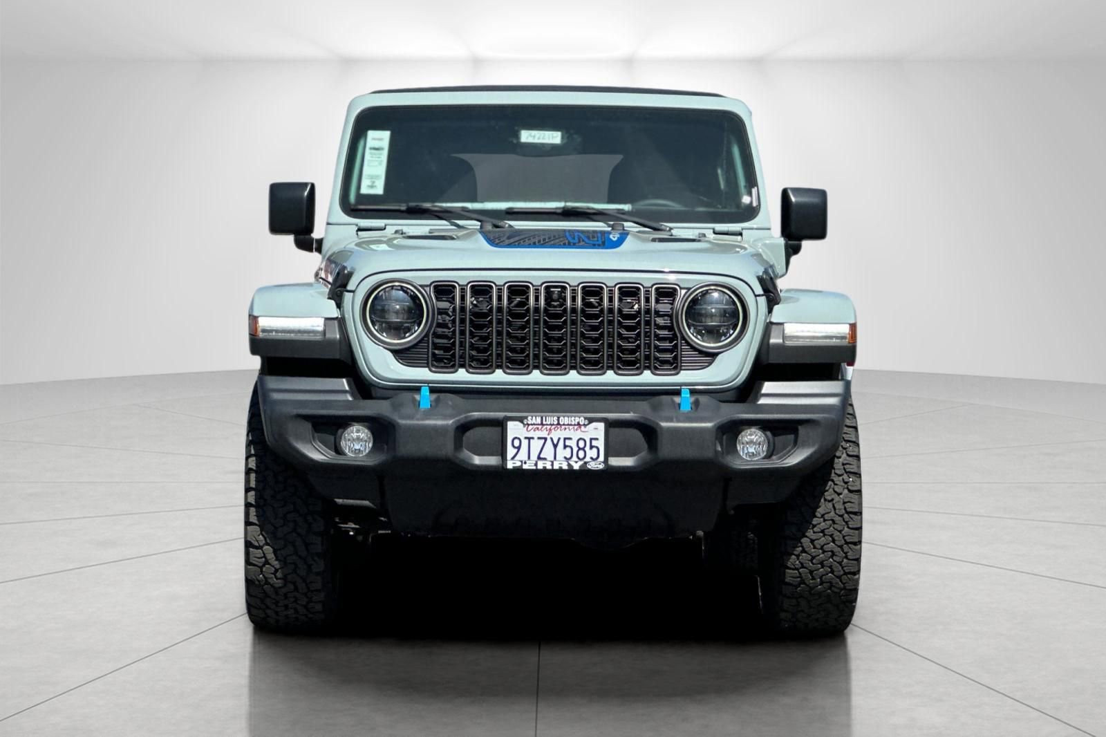 Used 2023 Jeep Wrangler Unlimited Rubicon 4xe AWD/4WD image 8