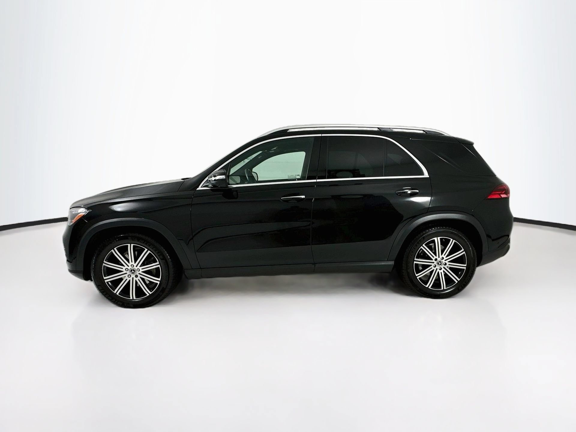 Certified 2026 Mercedes-Benz GLE 350 4MATIC image 5