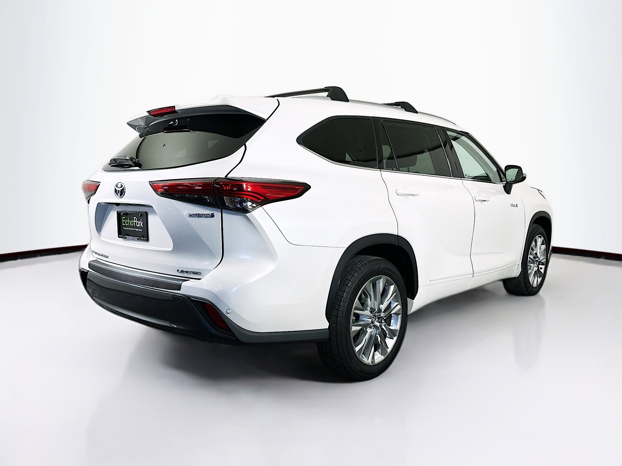Used 2020 Toyota Highlander Limited image 9