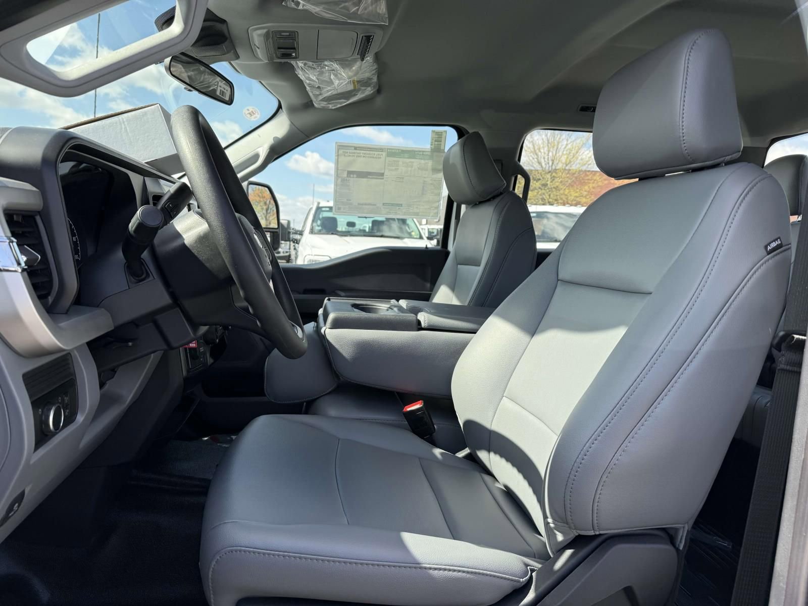 New 2025 Ford F550 4x4 Crew Cab Super Duty image 9
