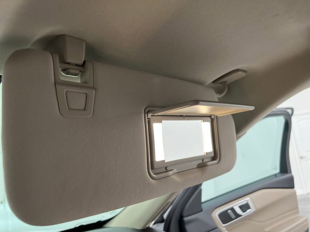 Used 2024 Ford Explorer XLT w/ Equipment Group 202A image 67
