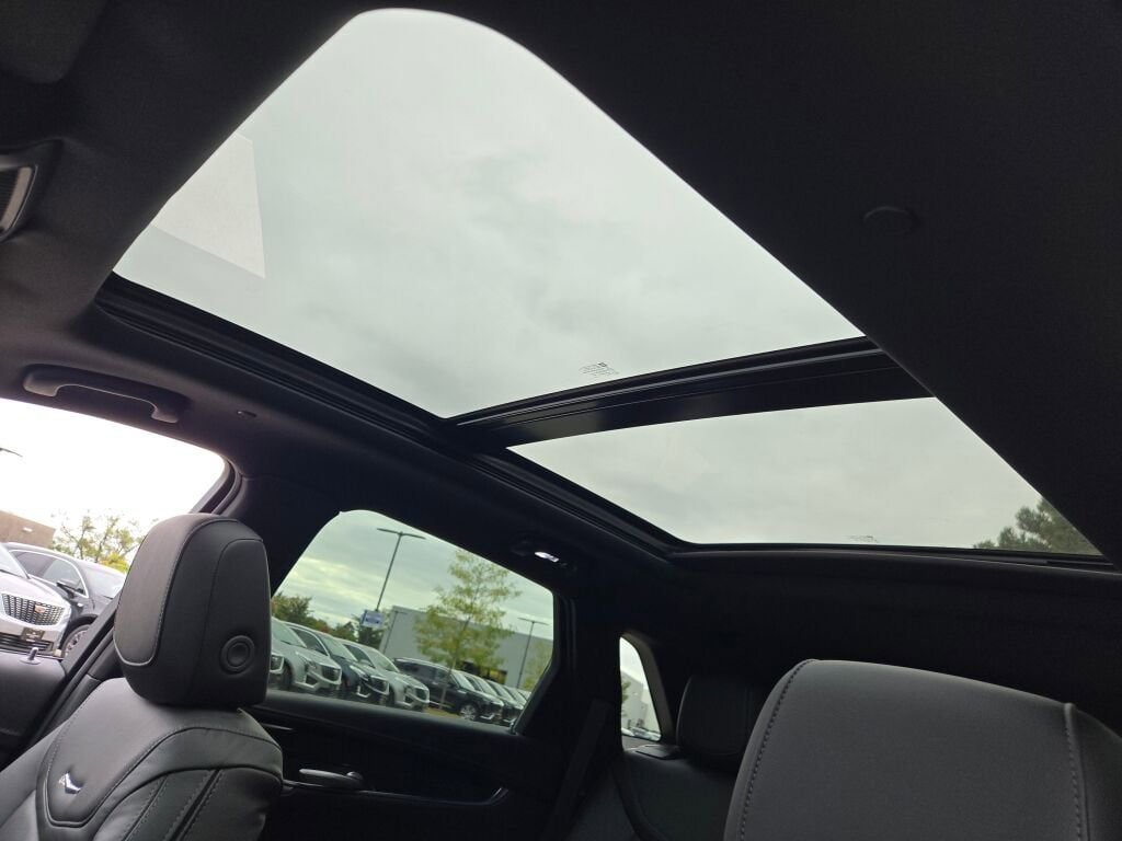 New 2025 Cadillac XT5 Premium Luxury image 27