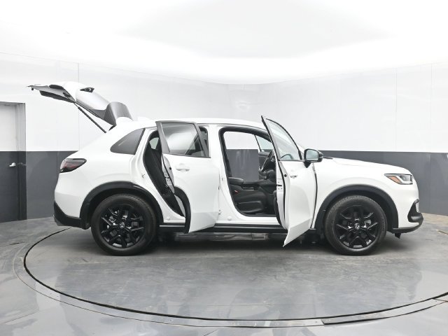 Certified 2024 Honda HR-V Sport image 51