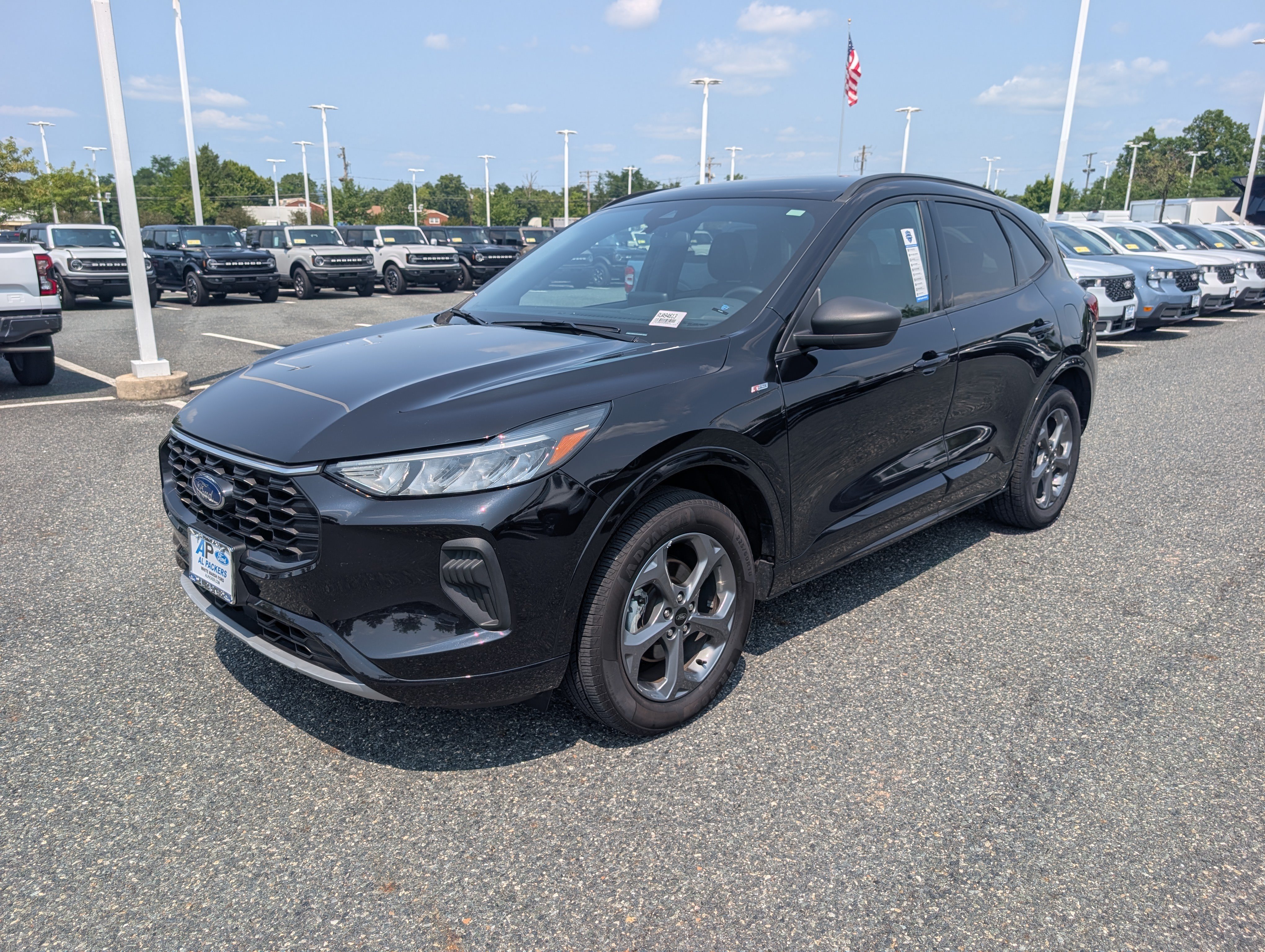 Certified 2024 Ford Escape ST-Line AWD/4WD image 8