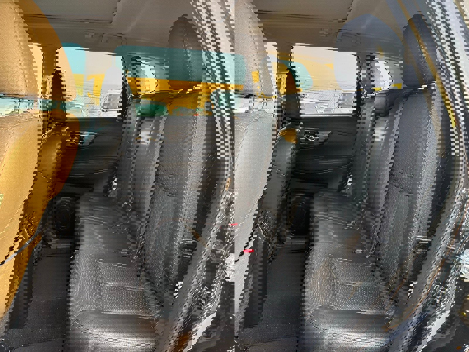 Used 2016 Nissan Rogue SL w/ SL Premium Package image 9