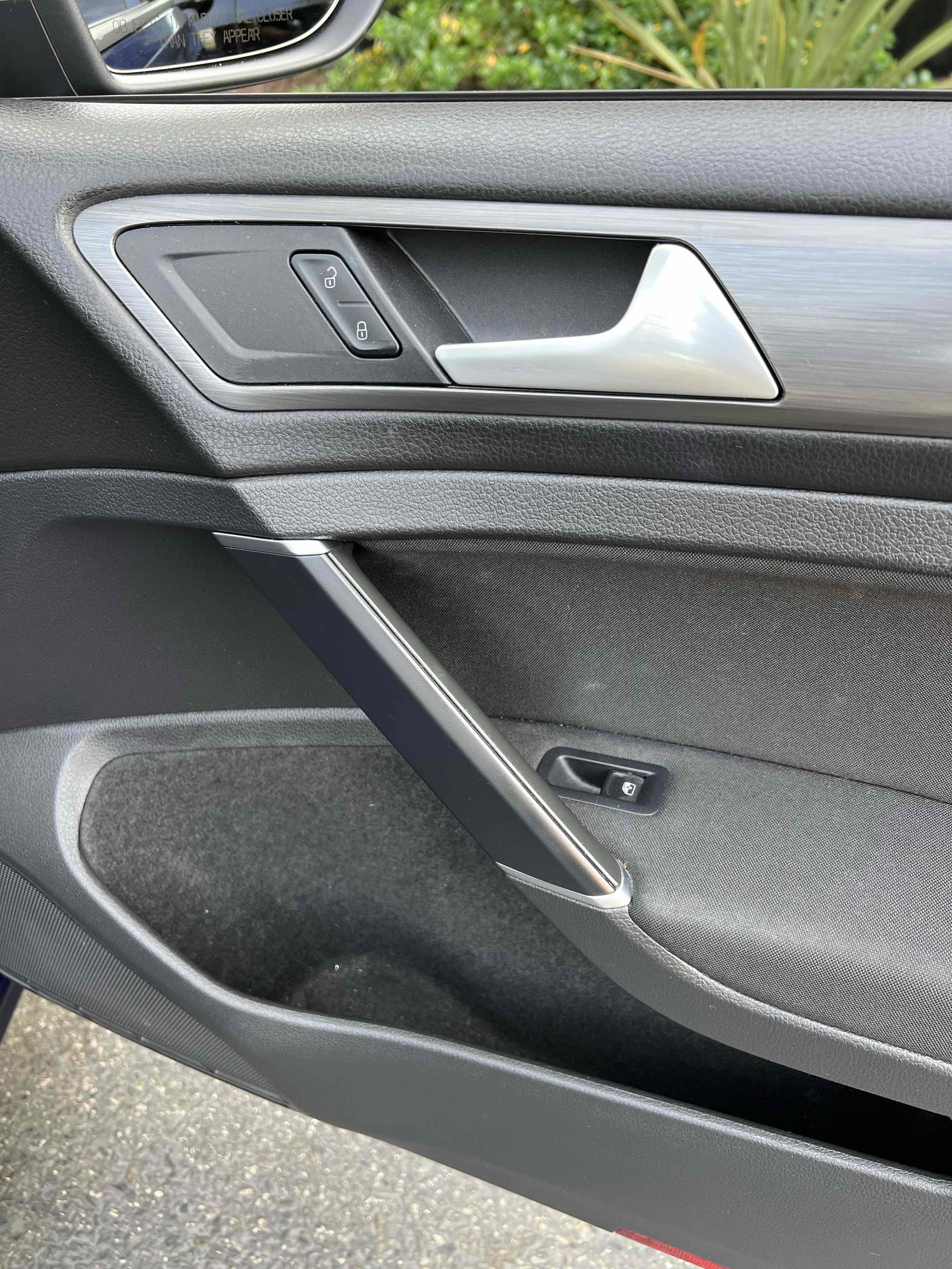 Used 2019 Volkswagen e-Golf SE w/ Driver Assistance Package image 65