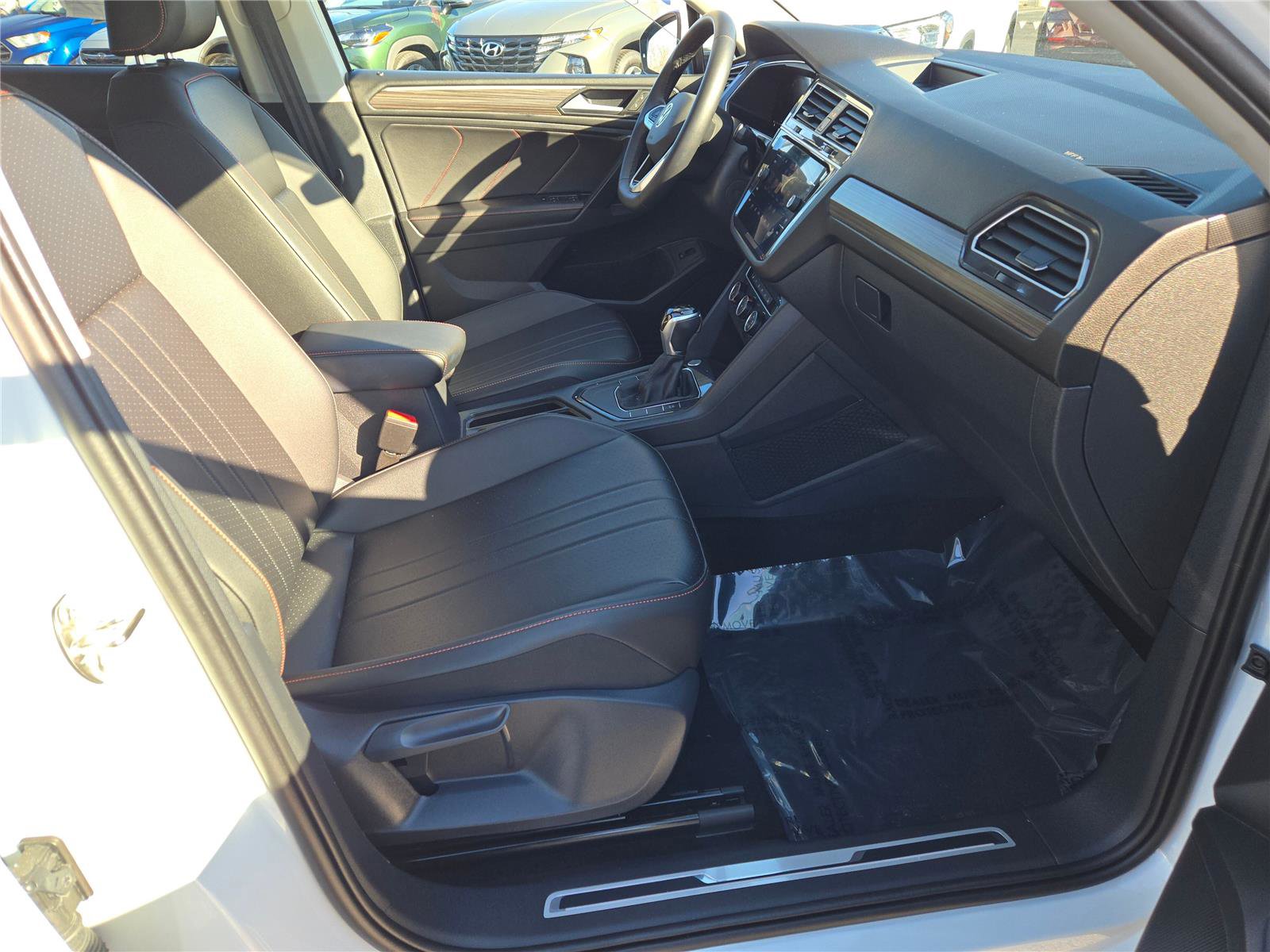 Used 2024 Volkswagen Tiguan Wolfsburg Edition image 7