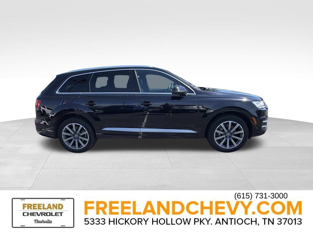 Used 2017 Audi Q7 3.0T Premium Plus AWD/4WD image 2