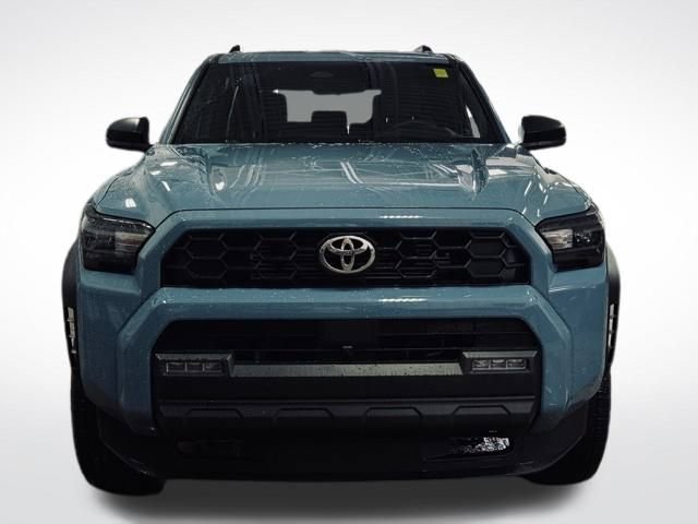 Used 2025 Toyota 4Runner TRD Off-Road image 2