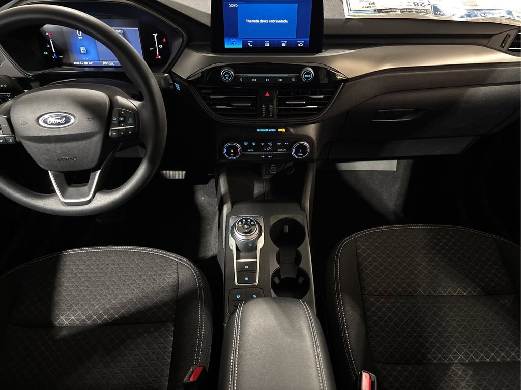 Certified 2025 Ford Escape Active image 25