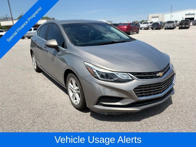 Used 2017 Chevrolet Cruze LT FWD image 8
