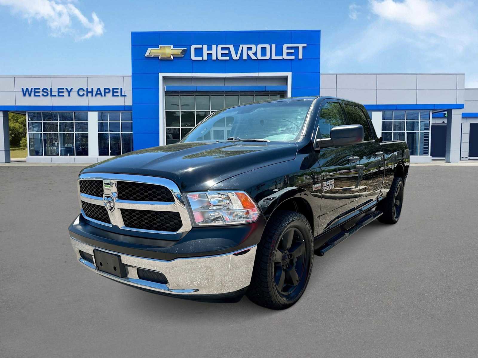 Used 2018 RAM 1500 Classic SLT AWD/4WD image 1