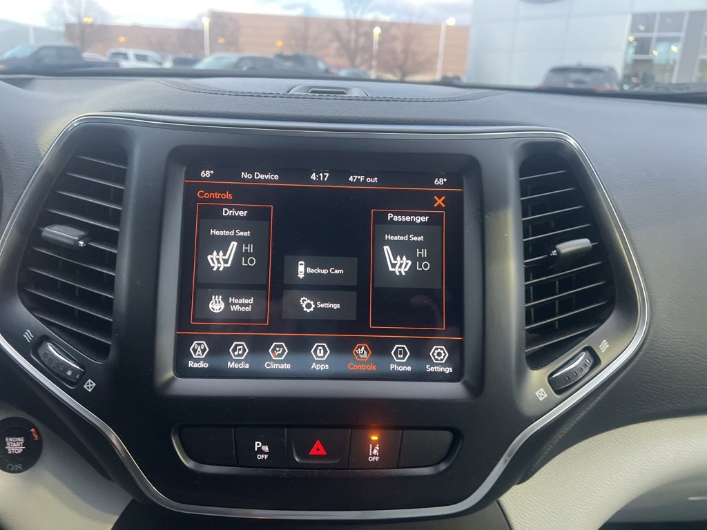 Used 2021 Jeep Cherokee Latitude Lux w/ Comfort/Convenience Group image 22