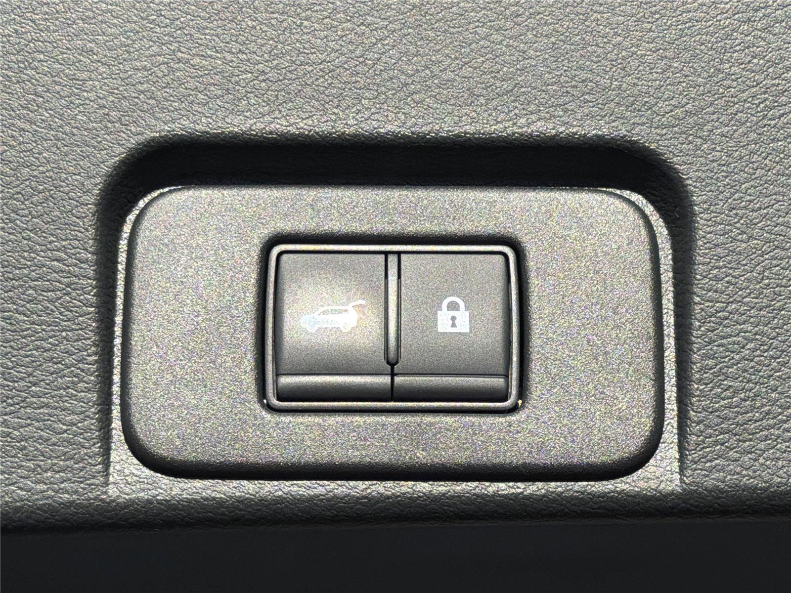 Used 2023 Nissan Rogue Platinum AWD/4WD image 20