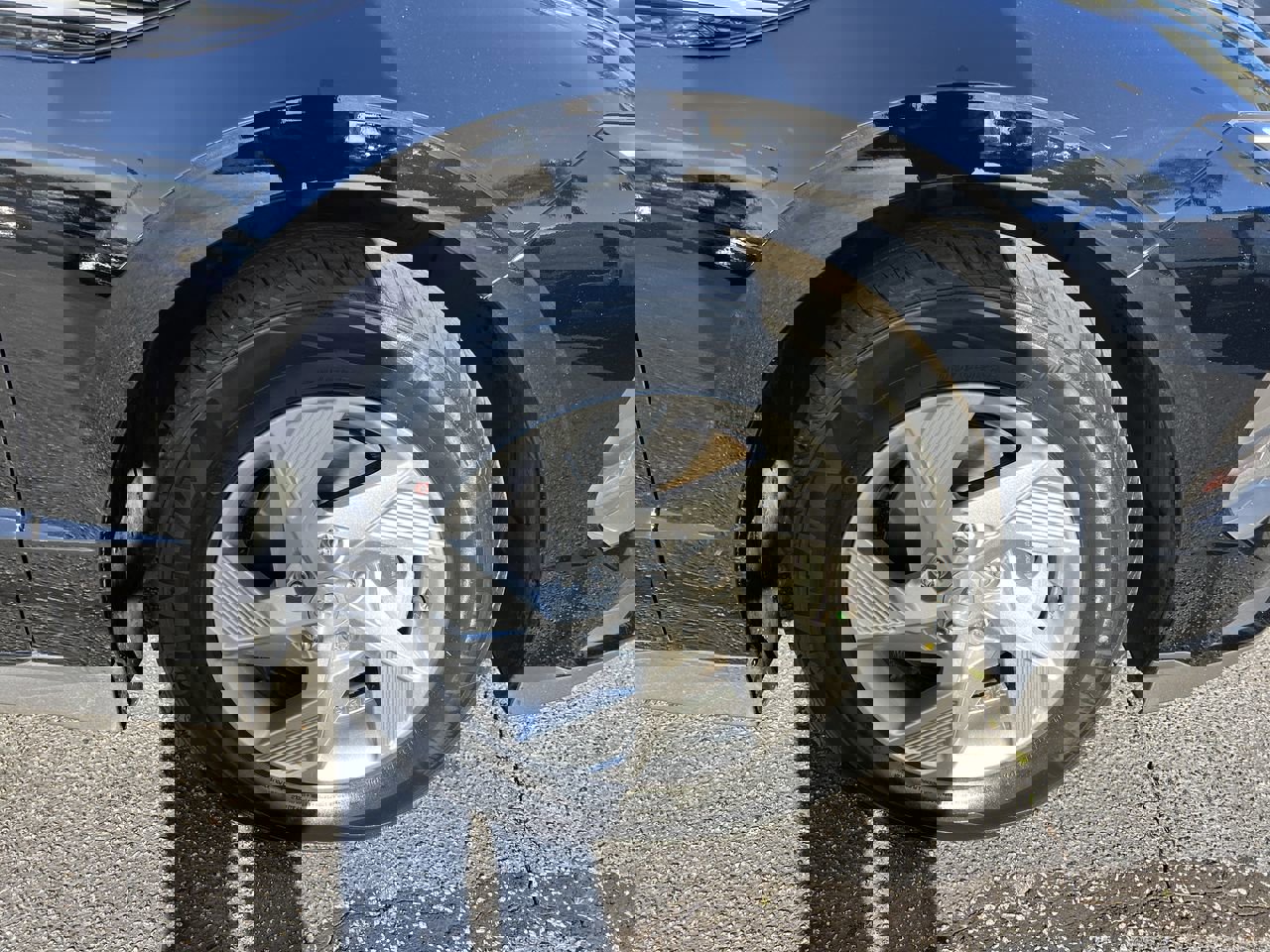 Used 2025 Hyundai Sonata SE image 13