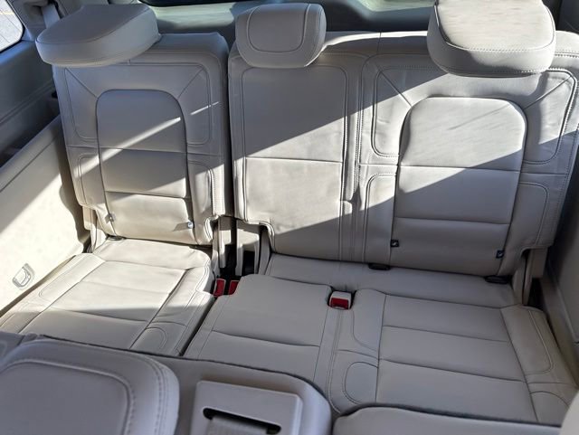 Used 2021 Lincoln Navigator Reserve w/ Luxury Package AWD/4WD image 14