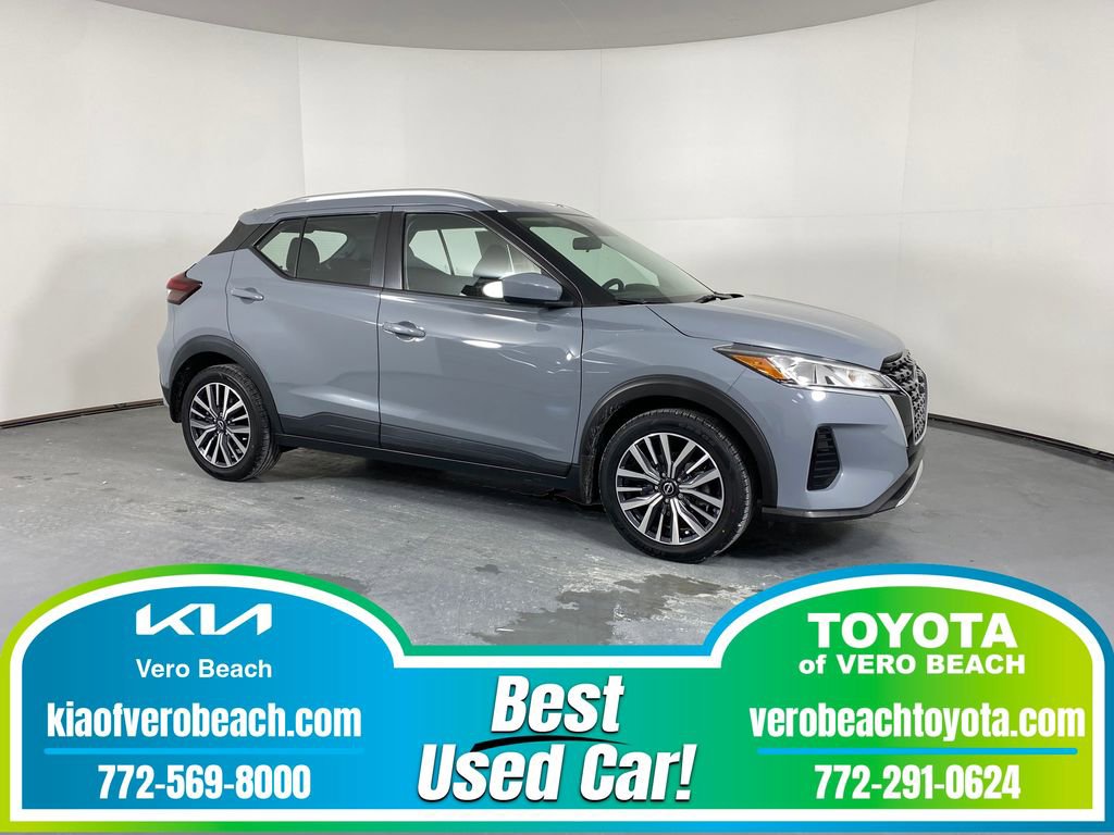 Used 2022 Nissan Kicks SV