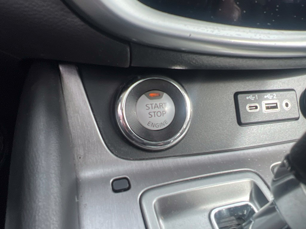 Certified 2023 Nissan Murano SL w/ SL Moonroof Package FWD image 56