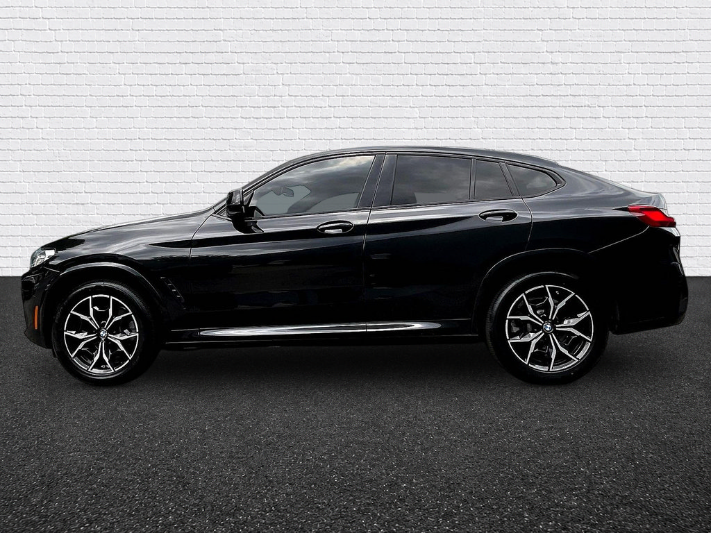Used 2022 BMW X4 xDrive30i w/ M Sport Package 2 AWD/4WD image 4