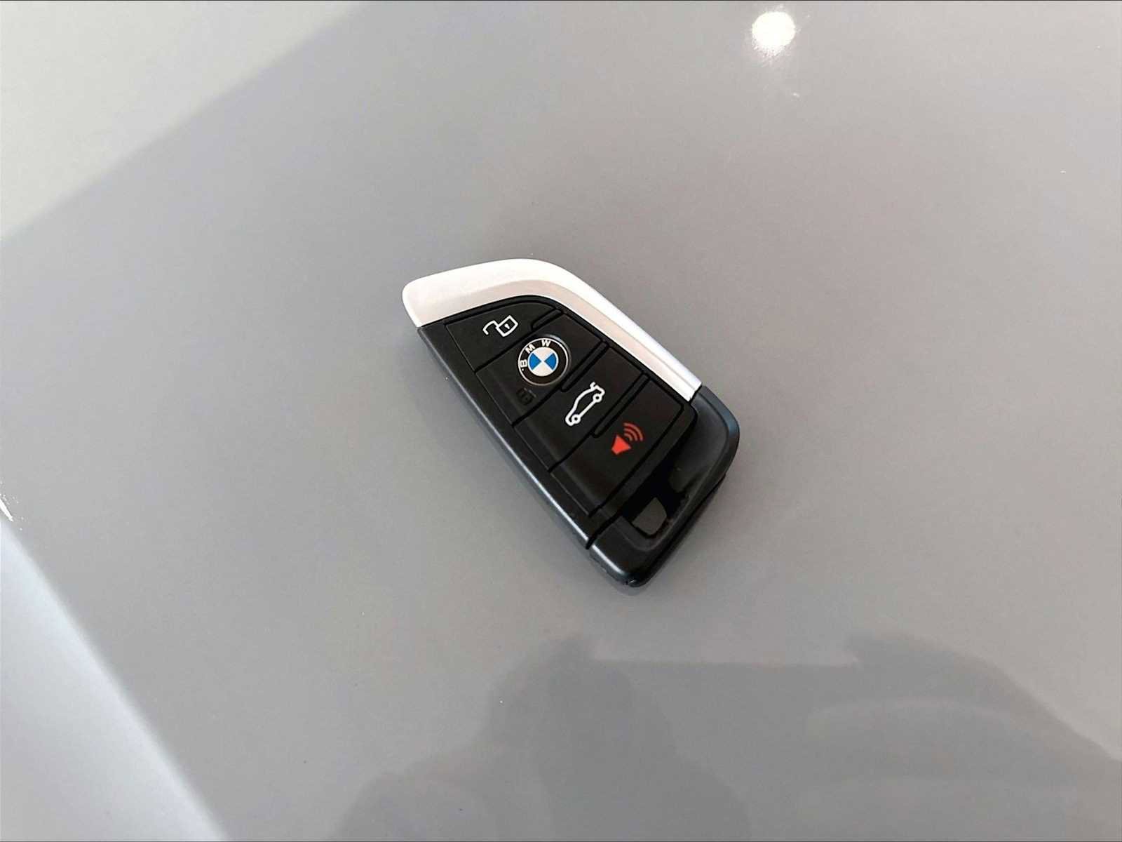 Used 2025 BMW i4 M50 w/ Shadowloine Package AWD/4WD image 35