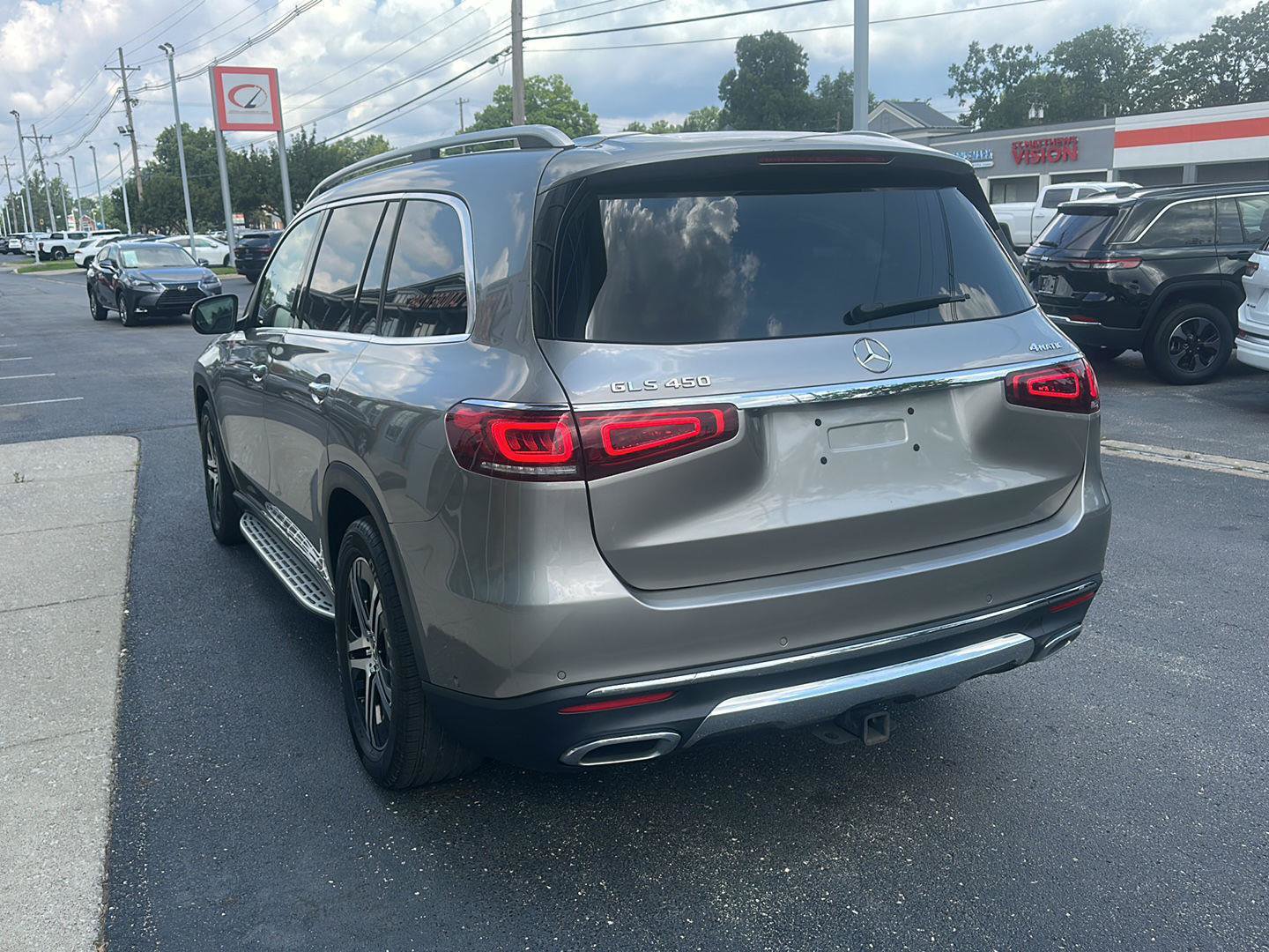 Used 2020 Mercedes-Benz GLS 450 4MATIC image 5