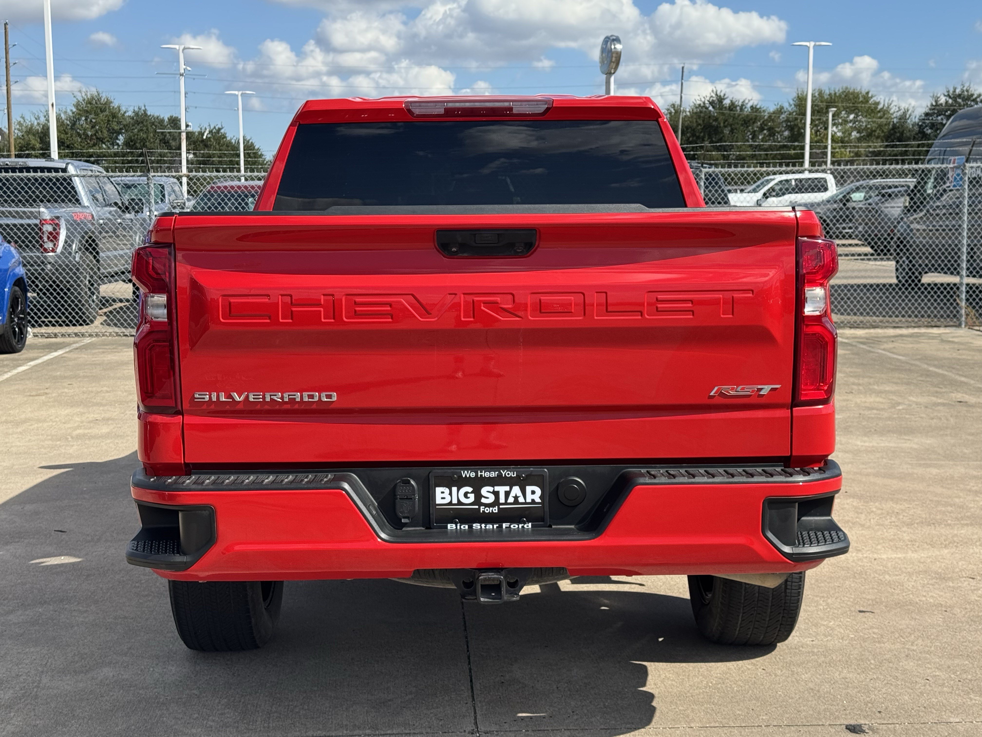 Used 2023 Chevrolet Silverado 1500 RST RWD image 9