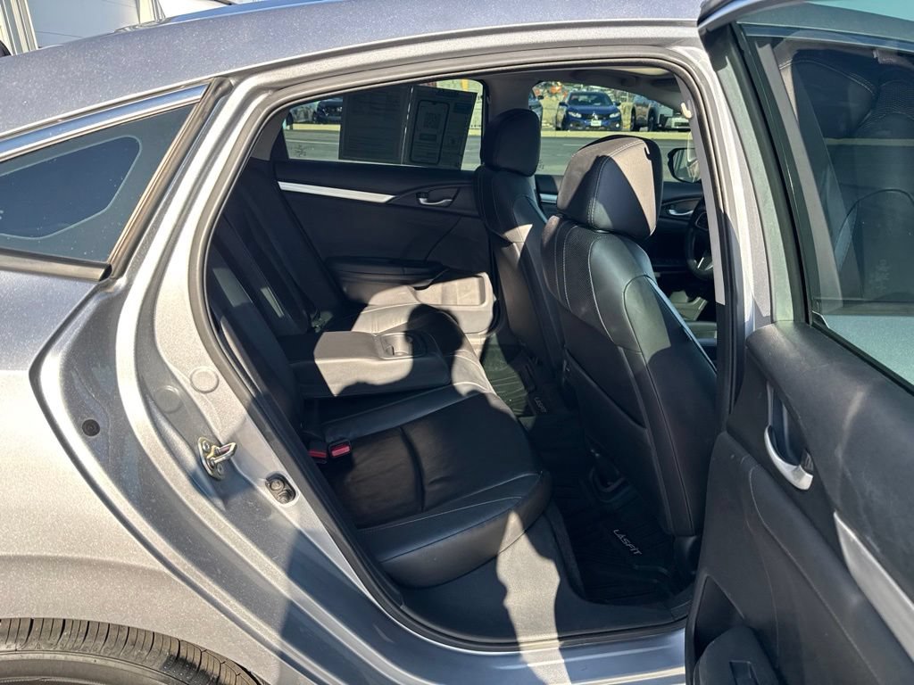Used 2016 Honda Civic Touring image 39