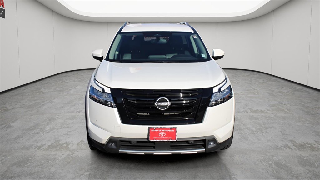 Used 2022 Nissan Pathfinder SL w/ SL Black Package image 8