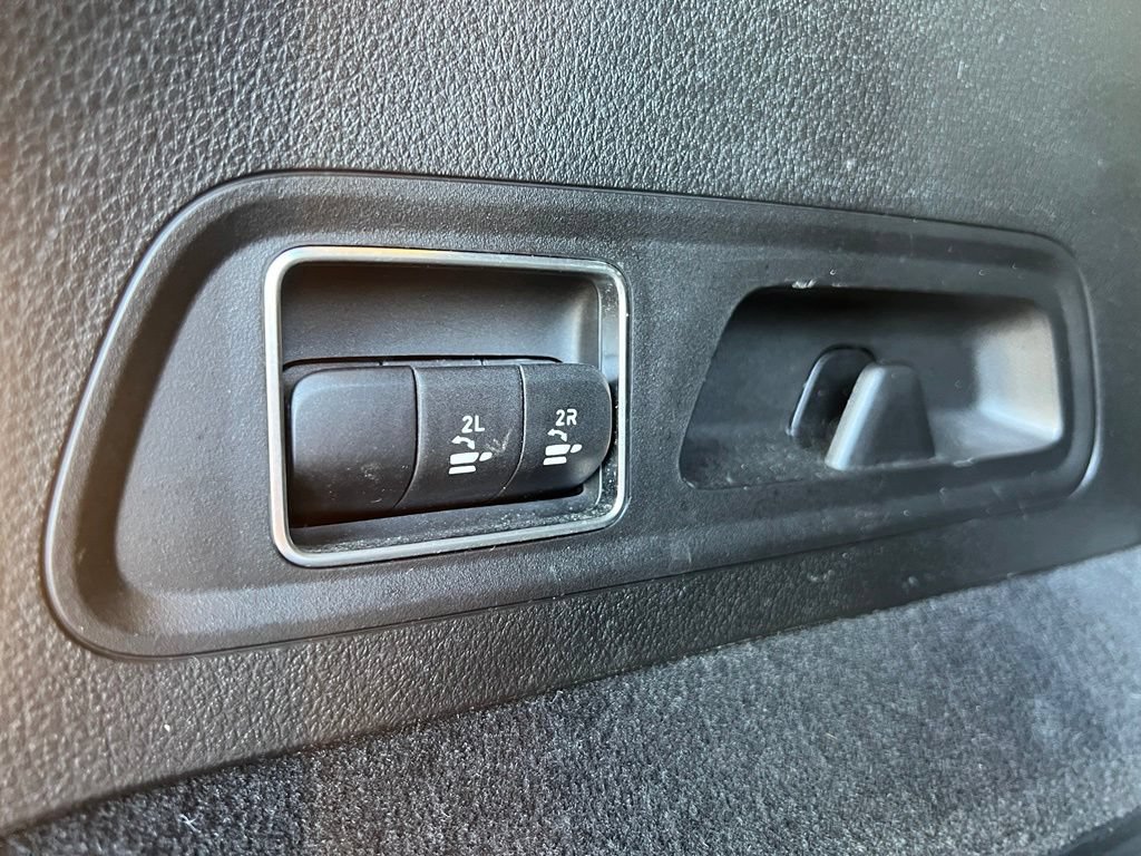 Used 2022 Mercedes-Benz GLS 450 4MATIC image 45