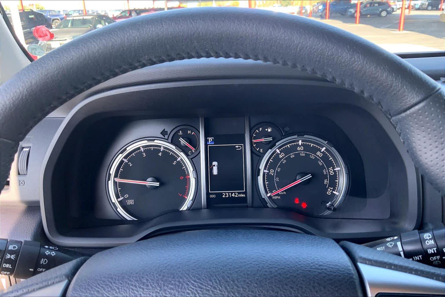 Used 2024 Toyota 4Runner TRD Sport w/ Technology Package AWD/4WD image 26