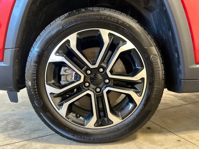 Used 2024 Jeep Compass Limited AWD/4WD image 10