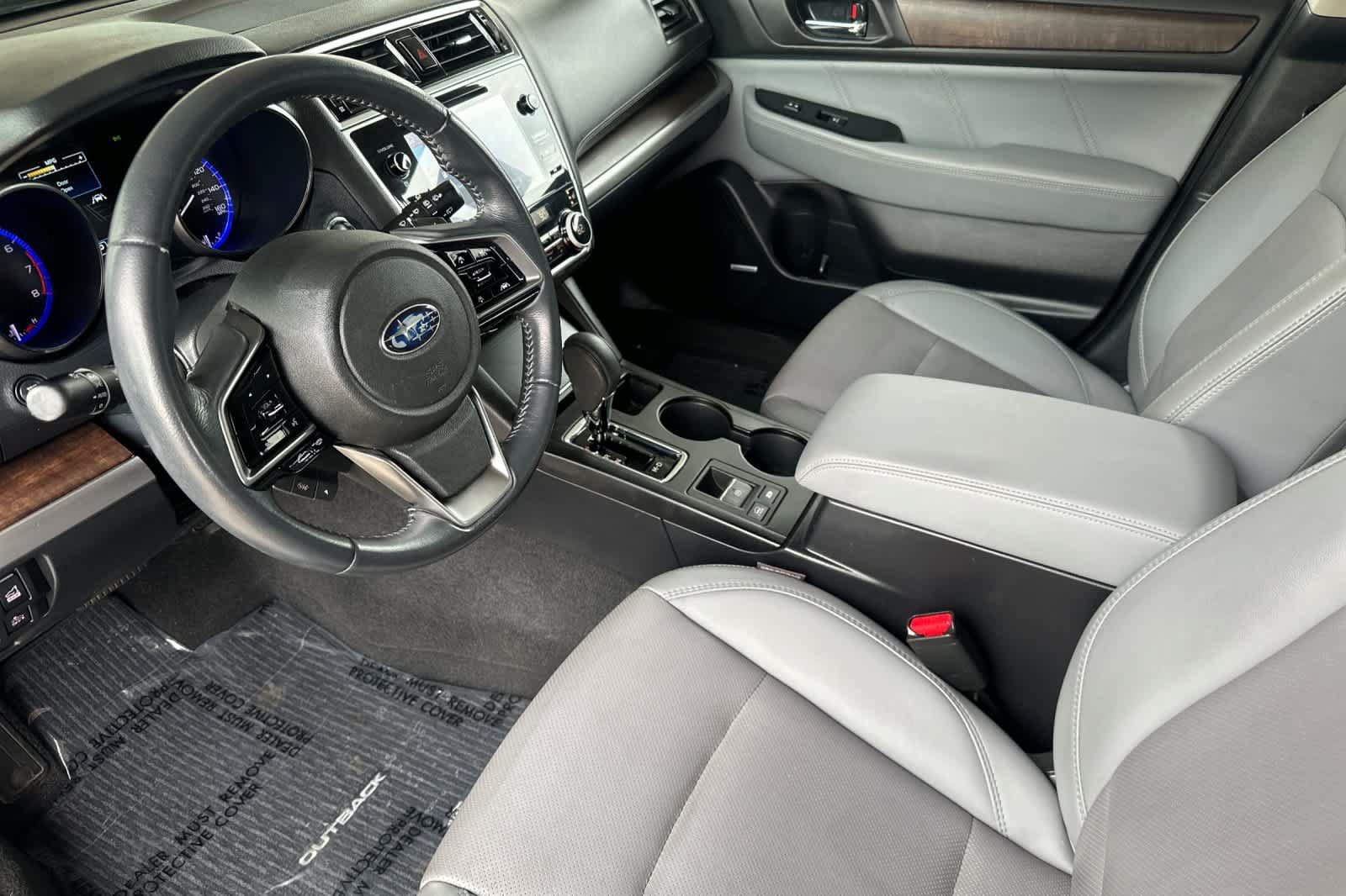 Used 2019 Subaru Outback 3.6R Limited AWD/4WD image 11