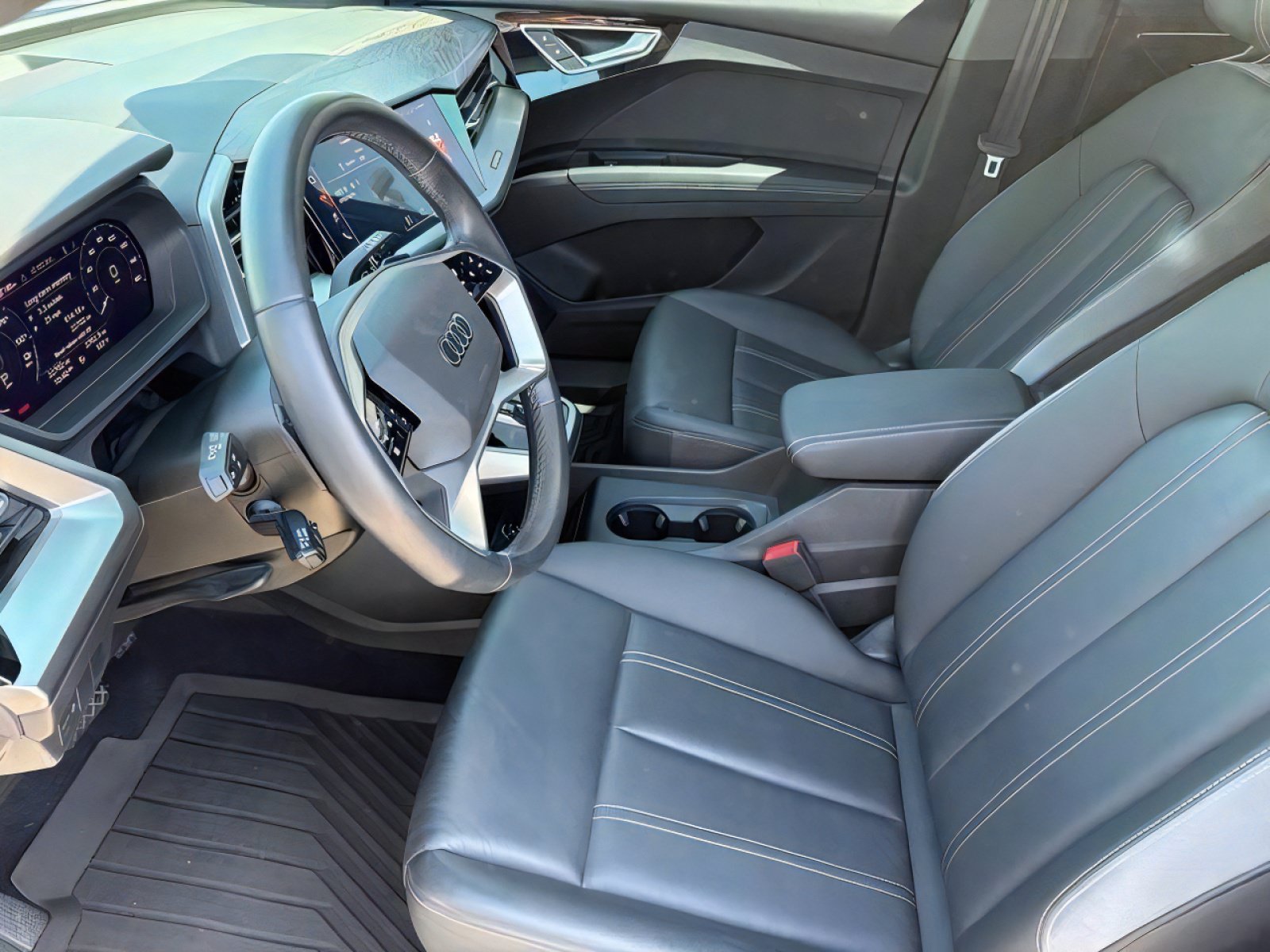 Used 2023 Audi Q4 e-tron Premium Plus w/ Premium Plus RWD image 12