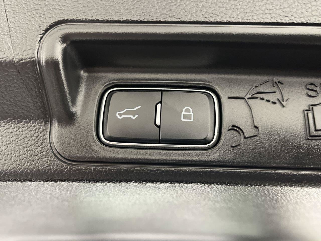 Used 2026 Ford Explorer Tremor w/ Tremor Ultimate Package AWD/4WD image 33