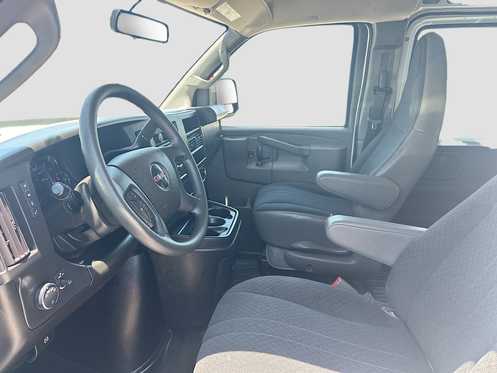 Used 2023 GMC Savana 2500 w/ Driver Convenience Package RWD image 20