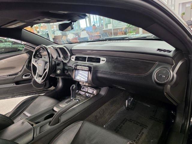 Used 2014 Chevrolet Camaro LT w/ RS Package RWD image 9