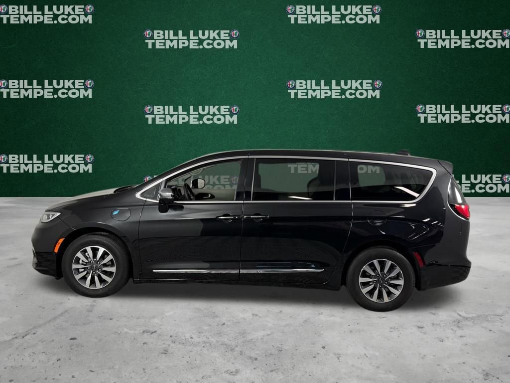 Used 2023 Chrysler Pacifica Limited image 11