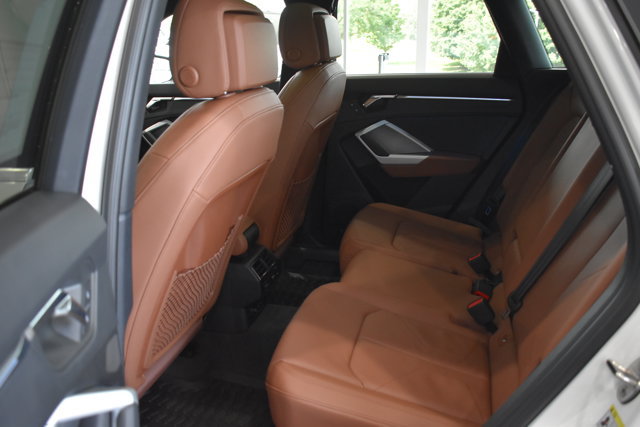 Used 2023 Audi Q3 2.0T Premium Plus w/ Premium Plus Package AWD/4WD image 24