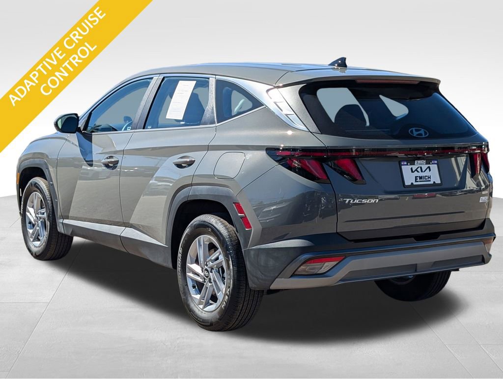 Used 2026 Hyundai Tucson SE image 3