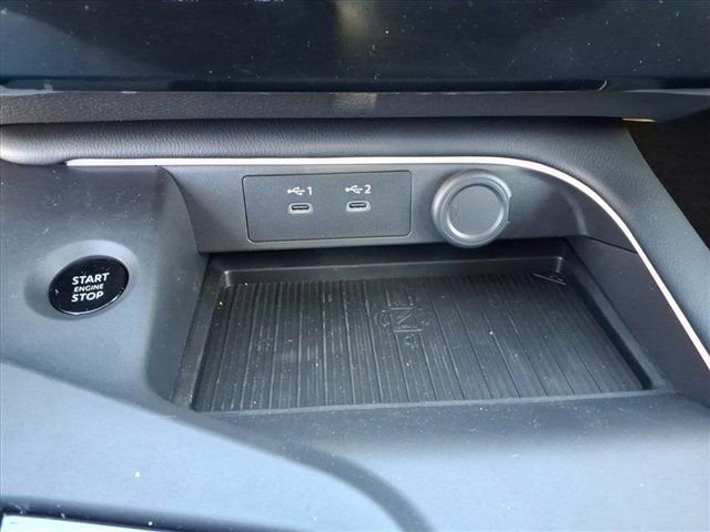 New 2026 Nissan Sentra SR image 14