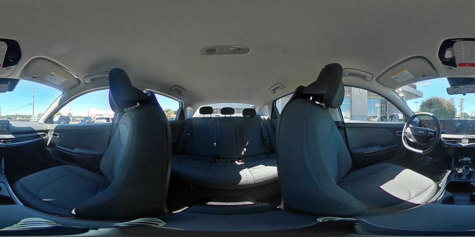 Used 2025 Kia K4 FWD image 41