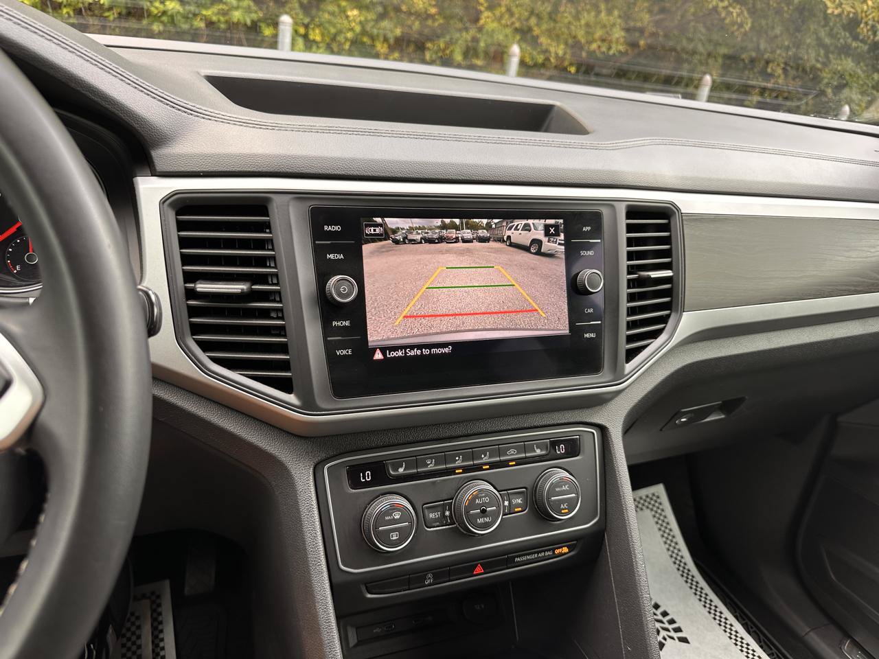 Used 2021 Volkswagen Atlas SE AWD/4WD image 20